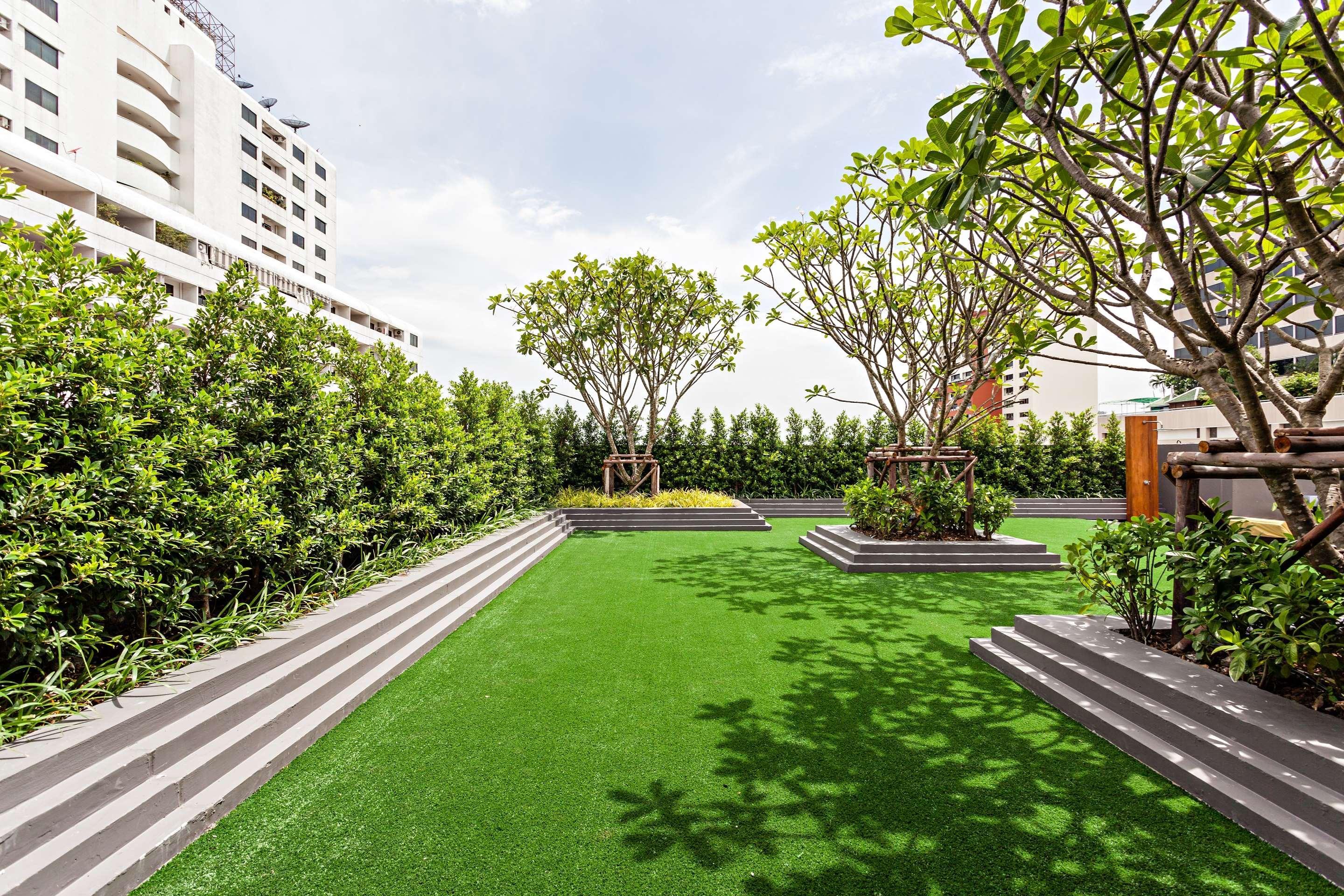 Western Premier Sukhumvit 4*