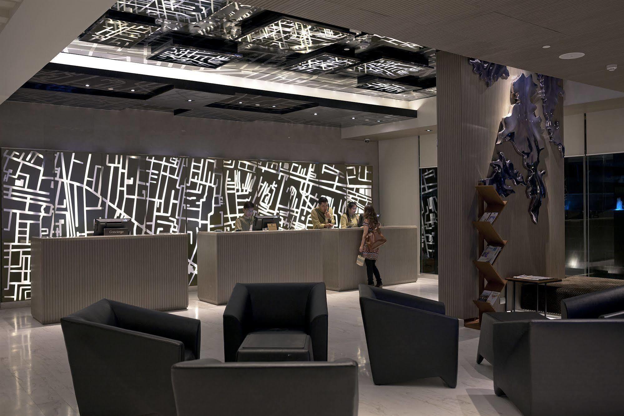 Hotel Western Premier Sukhumvit 4*
